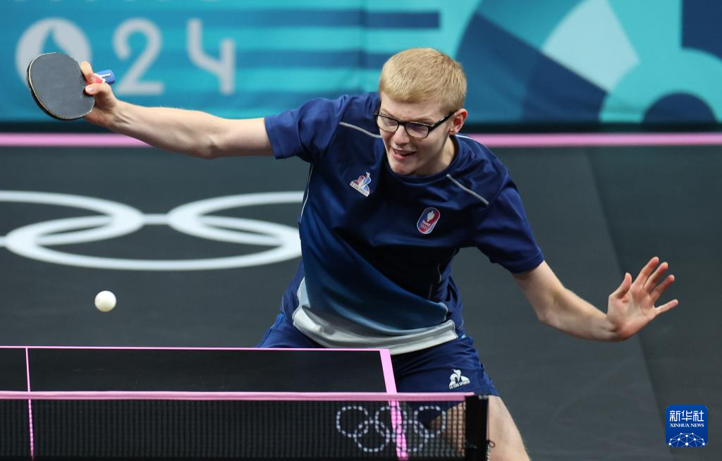 以其在足球 以其在足球