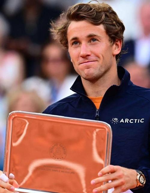 加德乌停赛 加德乌停赛