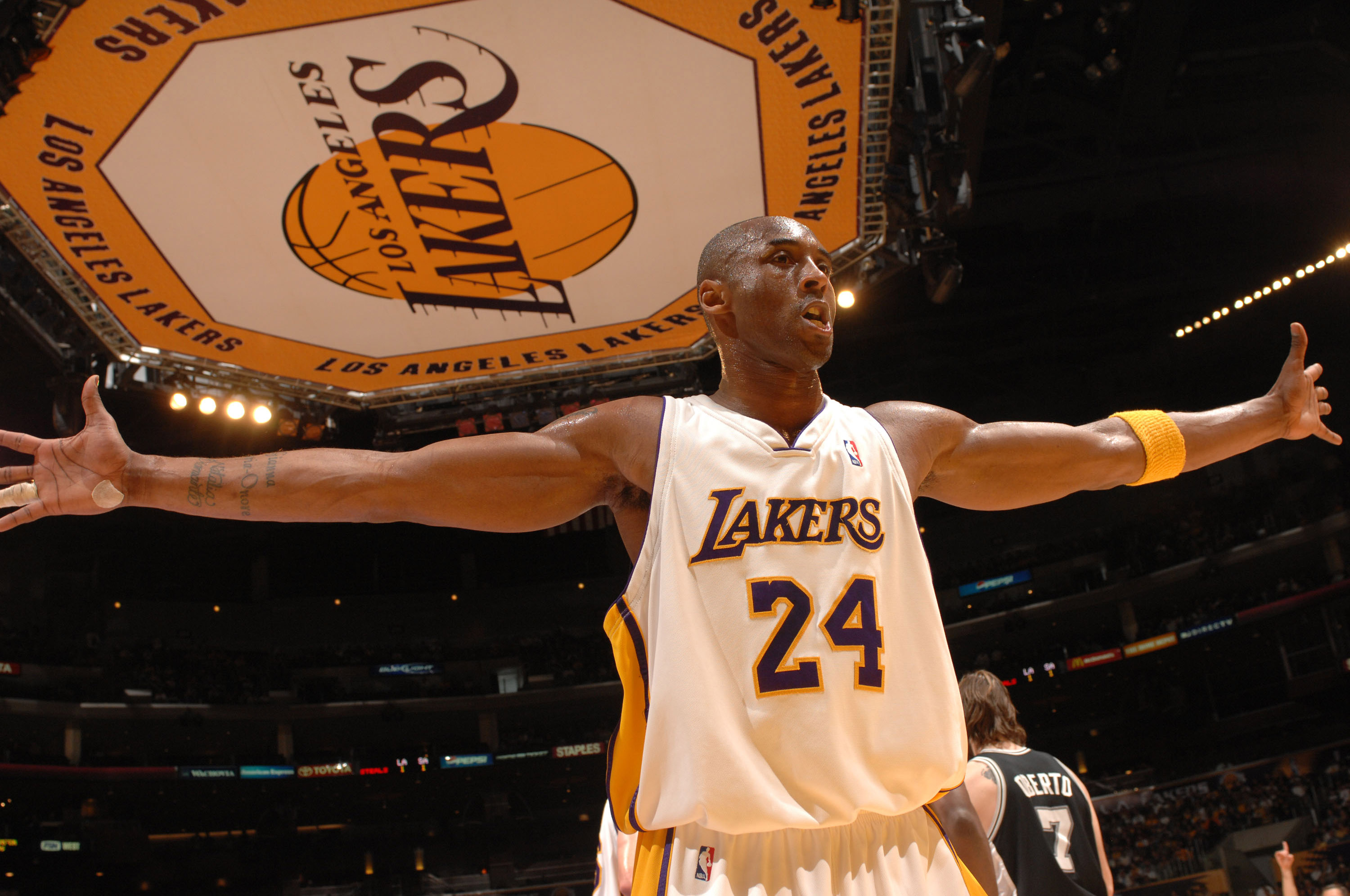 在詹姆斯与 在詹姆斯与