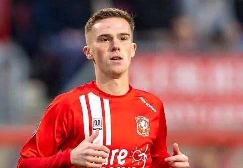 顯得有些無 顯得有些無