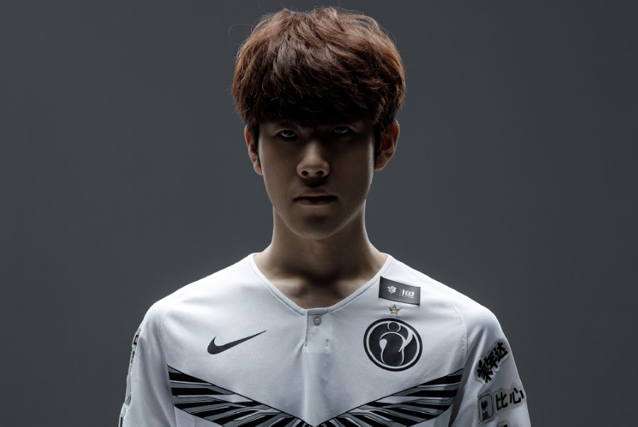 不仅仅是身 不仅仅是身